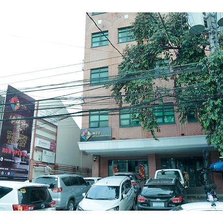 M28 Hotel And Apartments Quezon City Ngoại thất bức ảnh