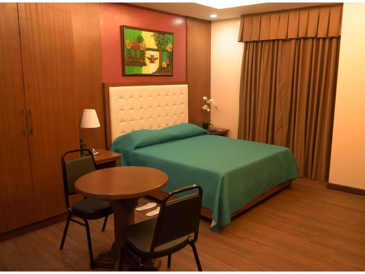 M28 Hotel And Apartments Quezon City Ngoại thất bức ảnh